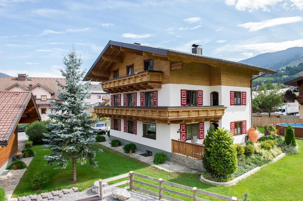Ferienhaus Hoellwart ザンクト・ヨーハン・イム・ポンガウ エクステリア 写真